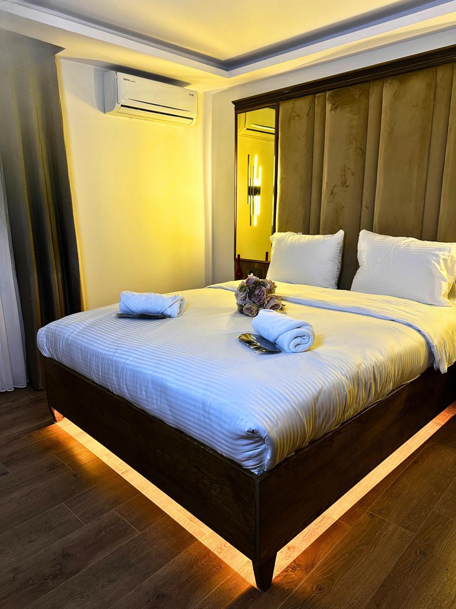 Lokka Ortakoy Hotel